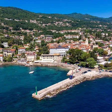 Apartament 1 Bedroom Stunning In Lovran