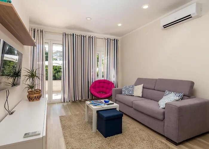 1 Bedroom Stunning In * Lovran